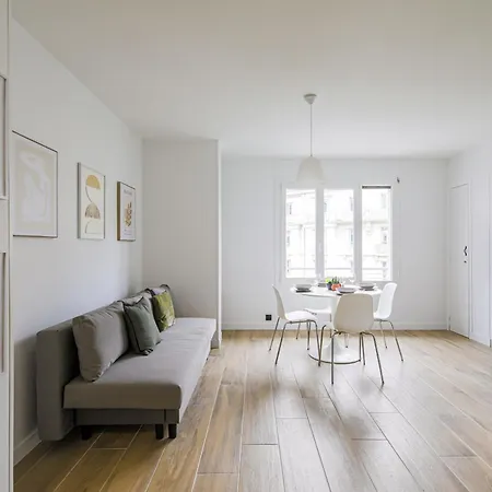 T2 Rénové Hyper Centre Vue Dégagée
