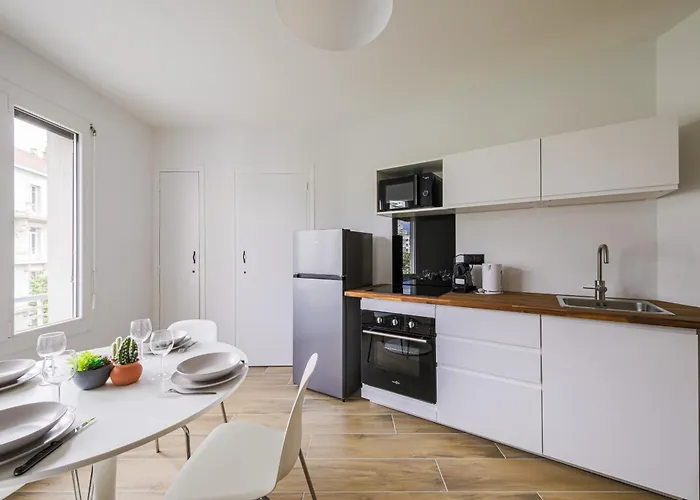 T2 Renove Hyper Centre Vue Degagee *